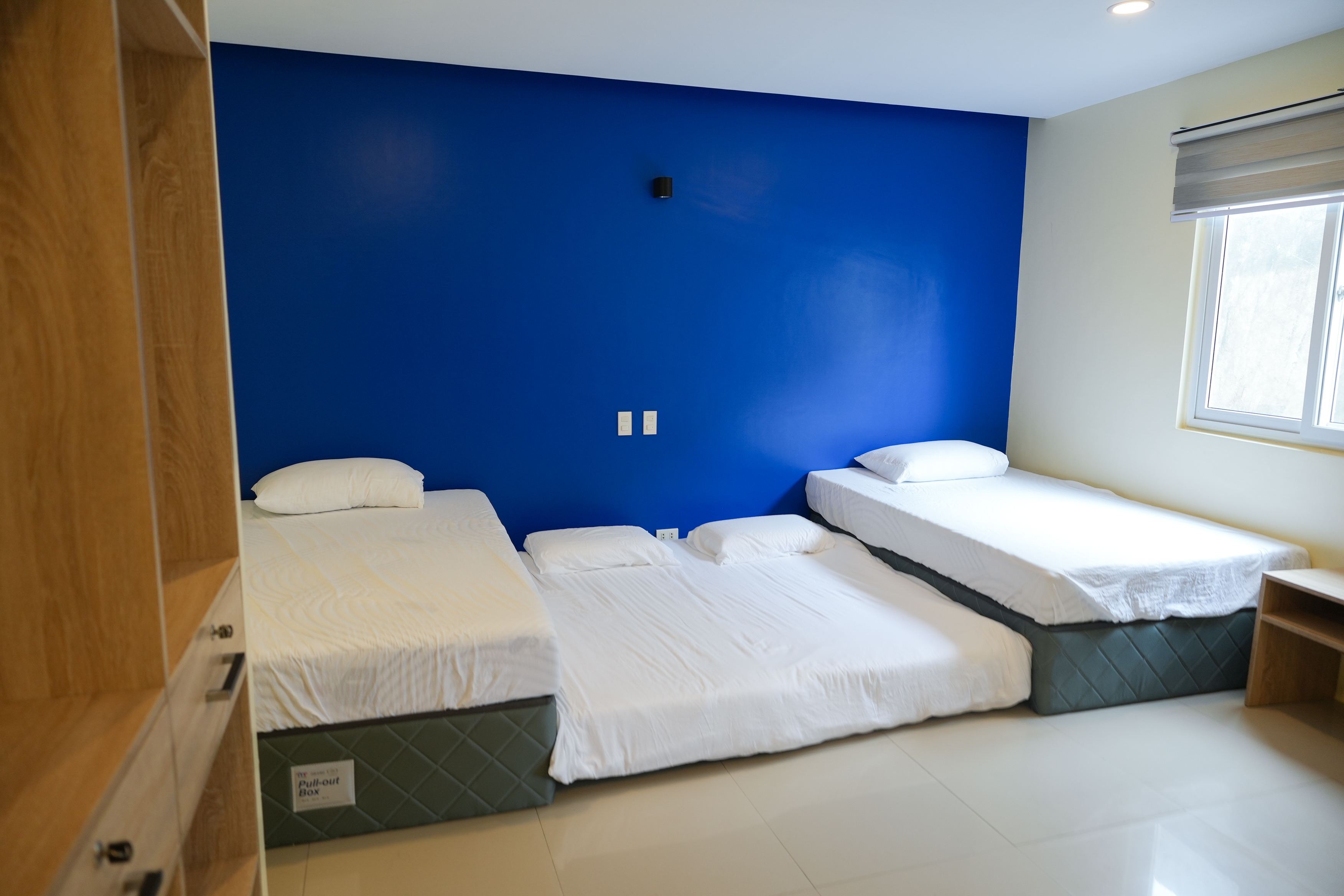 Bed (Triple Pull-Out Bed)(3)