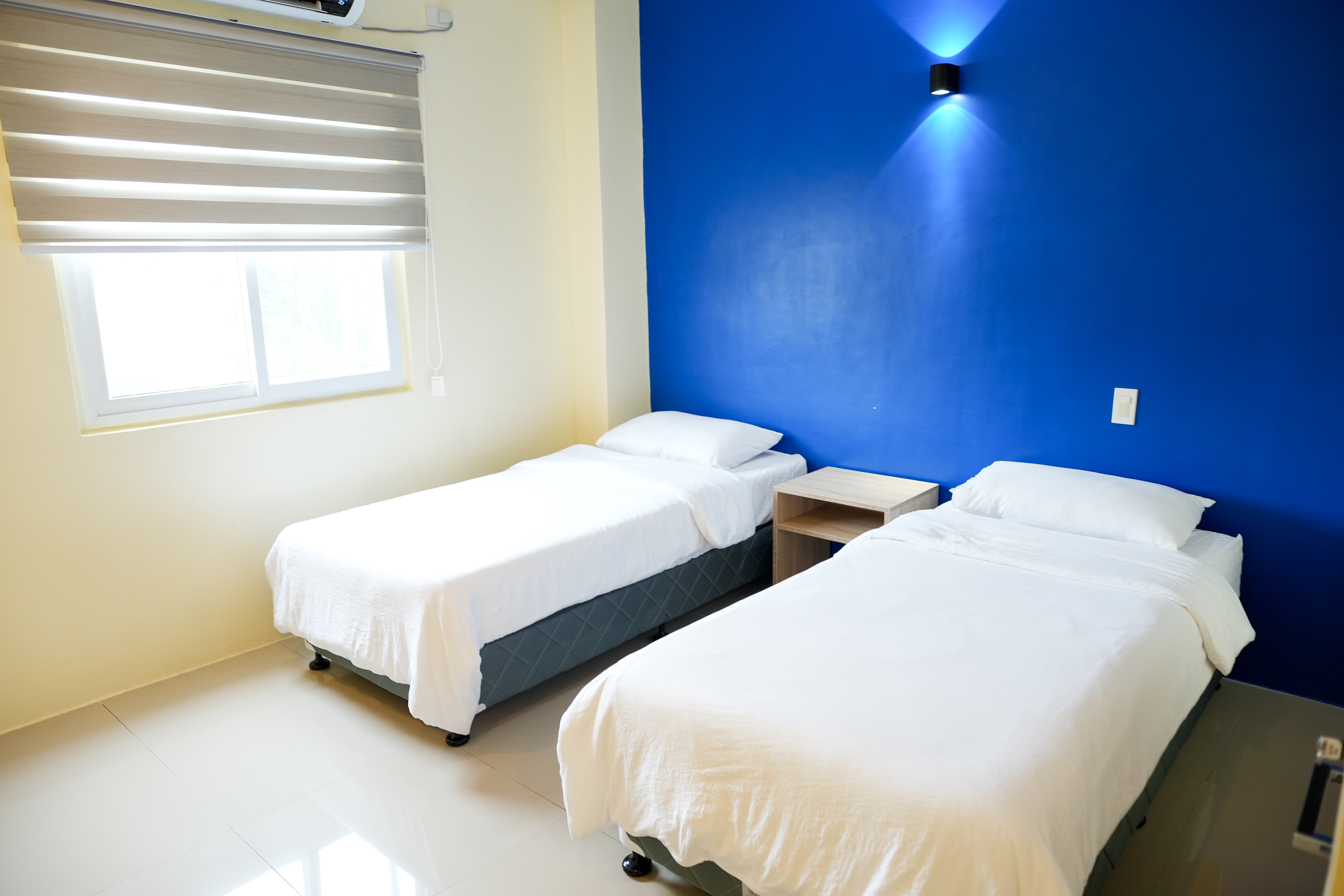 Bed (Two Single Bed)(2)